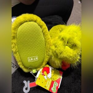 The Grinch Kids' Plush Slippers - Bright Green